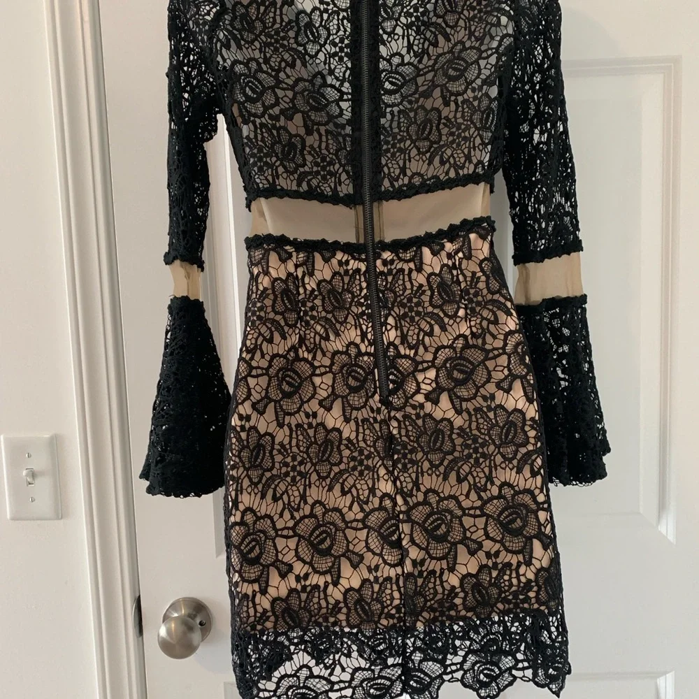 Dress - Picture 5 of 6